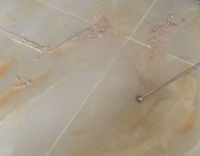 合浦瓷砖空鼓维修公司分享粘合剂选择不当在瓷砖铺贴过程中可能导致以下问题