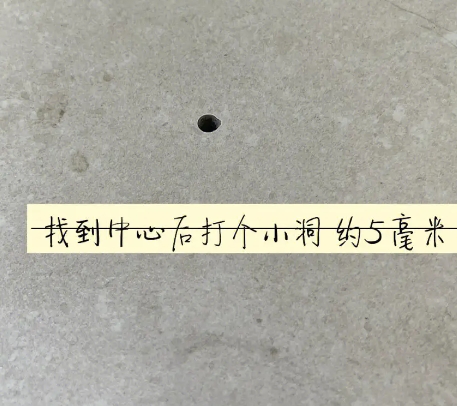 合浦瓷砖空鼓维修公司专业解答在瓷砖铺贴过程中，如果砂料搅拌不均匀，将会带来以下问题